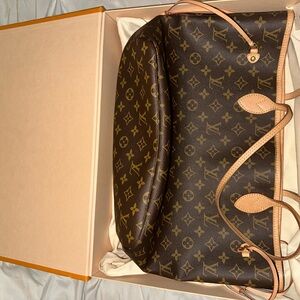 Louis Vuitton Neverfull MM